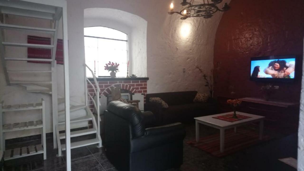 La Casa De Ana - Peru Bed & Breakfast Yanahuara Екстериор снимка